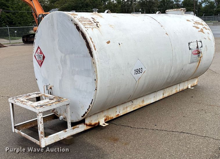 image for item DY6493 Fuel tank