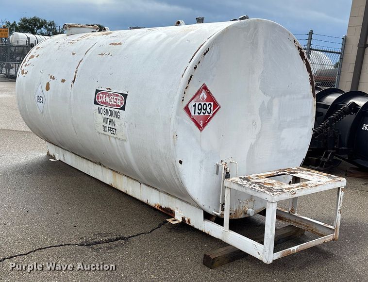 image for item DY6493 Fuel tank