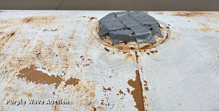 image for item DY6493 Fuel tank