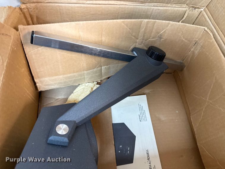 image for item DY8131 Electronics