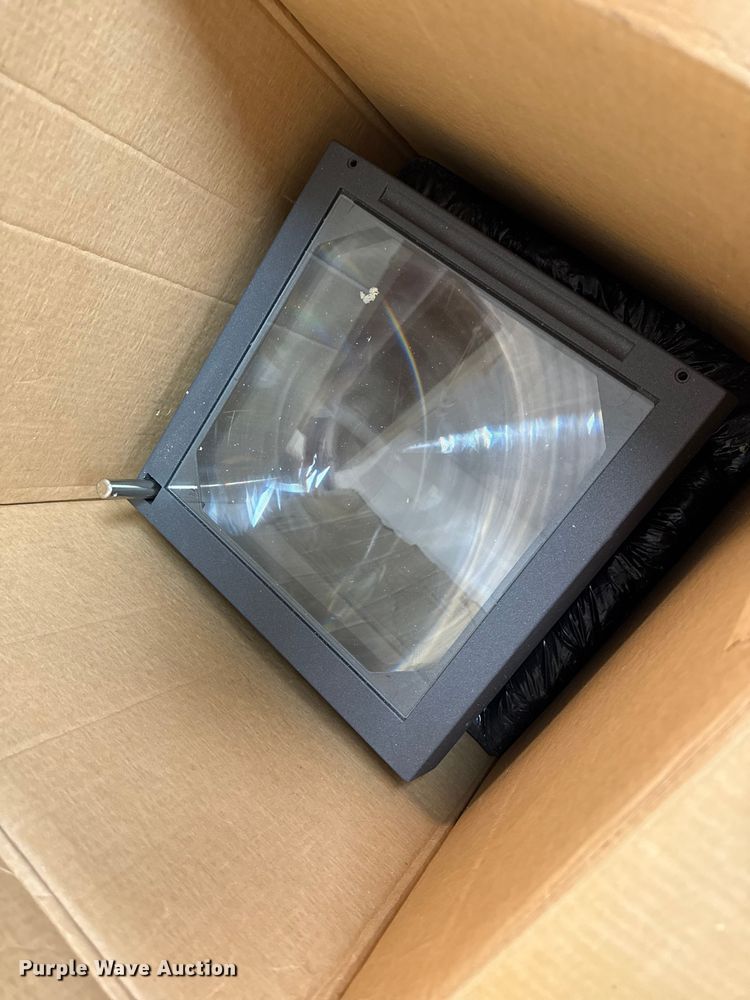 image for item DY8131 Electronics