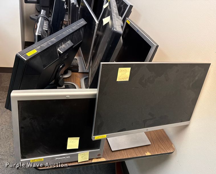 image for item DY8134 (23) monitors