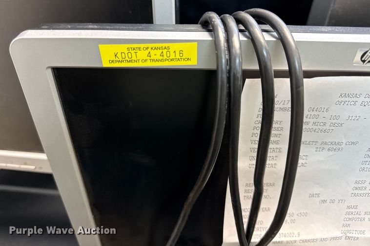 image for item DY8134 (23) monitors