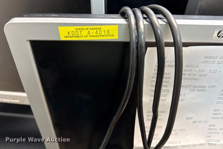 image for item DY8134 (23) monitors