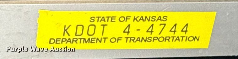 image for item DY8134 (23) monitors