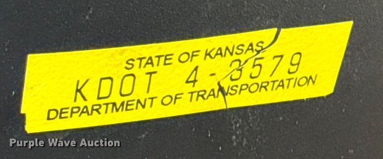 image for item DY8134 (23) monitors