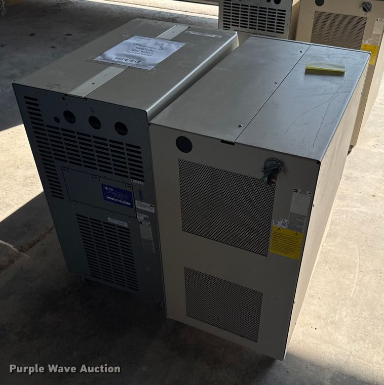 image for item DY8137 Eaton UPS