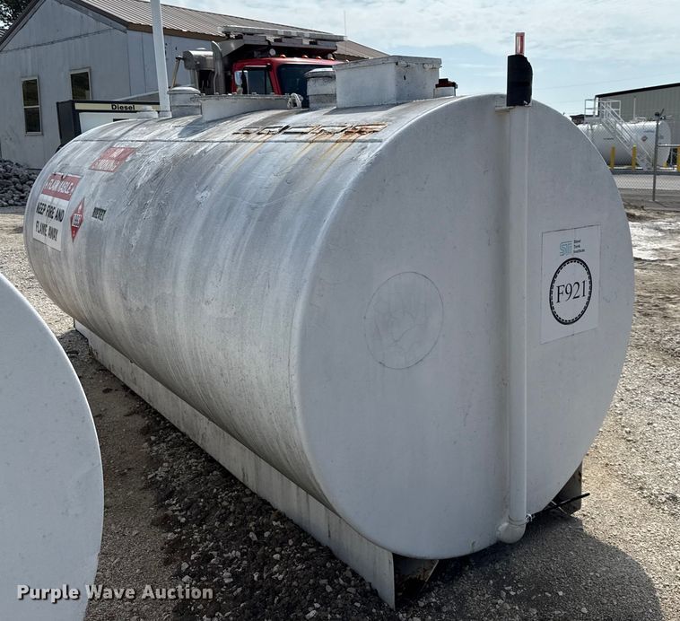 image for item DY8141 Diesel fuel tank