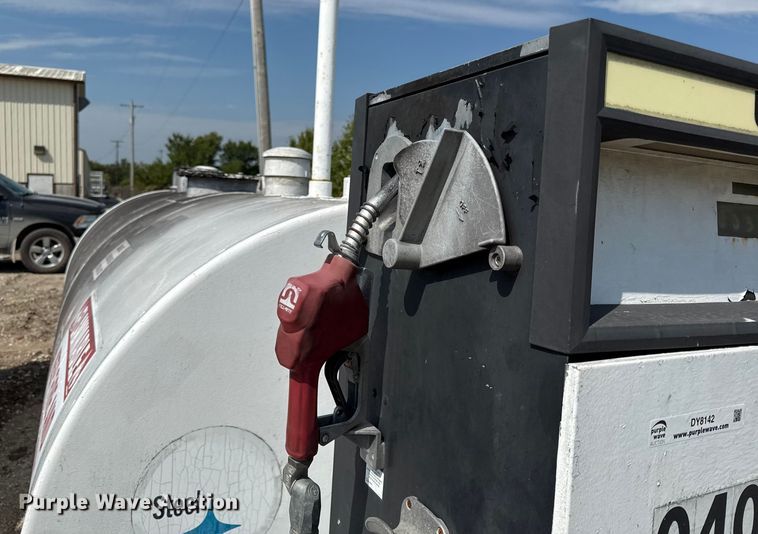 image for item DY8142 Gasoline fuel tank