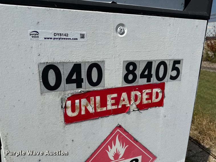 image for item DY8142 Gasoline fuel tank