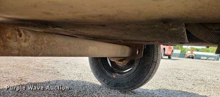 image for item DY8146 2007 Ingersoll Rand P185 air compressor