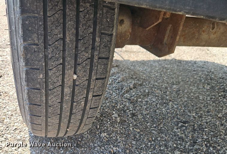 image for item DY8146 2007 Ingersoll Rand P185 air compressor