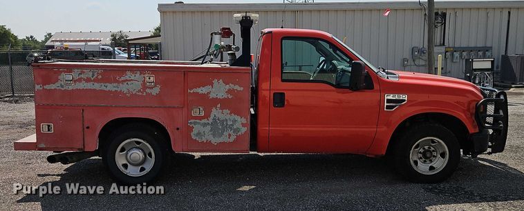 image for item DY8147 2008 Ford F250 Super Duty utility bed pickup truck