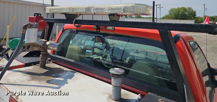 image for item DY8147 2008 Ford F250 Super Duty utility bed pickup truck