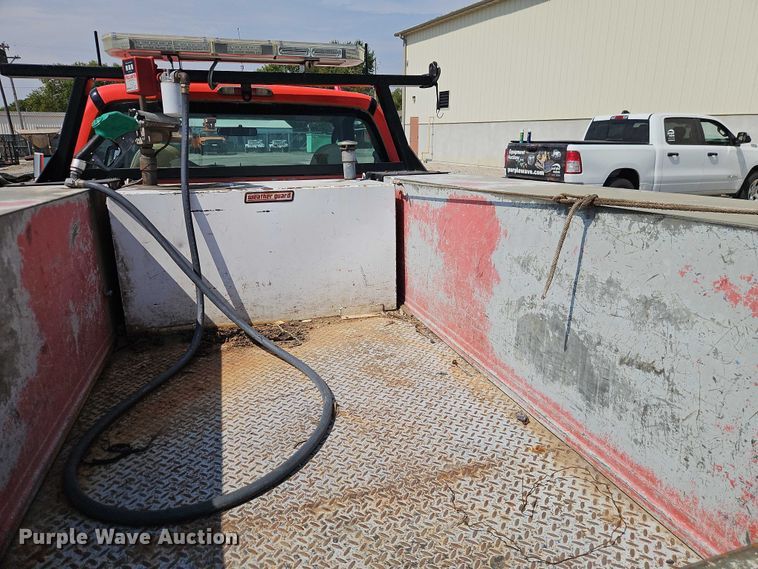 image for item DY8147 2008 Ford F250 Super Duty utility bed pickup truck