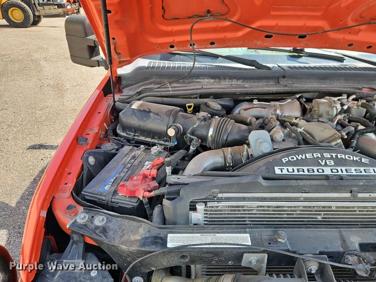 image for item DY8147 2008 Ford F250 Super Duty utility bed pickup truck