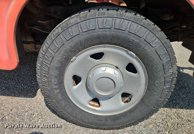 image for item DY8147 2008 Ford F250 Super Duty utility bed pickup truck