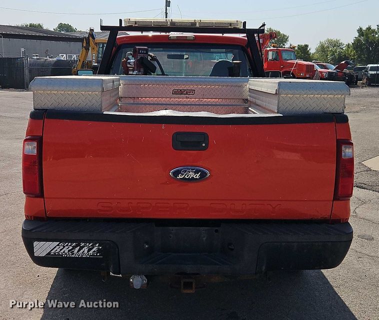 image for item DY8148 2009 Ford F250 Super Duty pickup truck