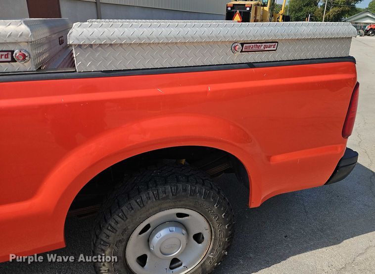 image for item DY8148 2009 Ford F250 Super Duty pickup truck