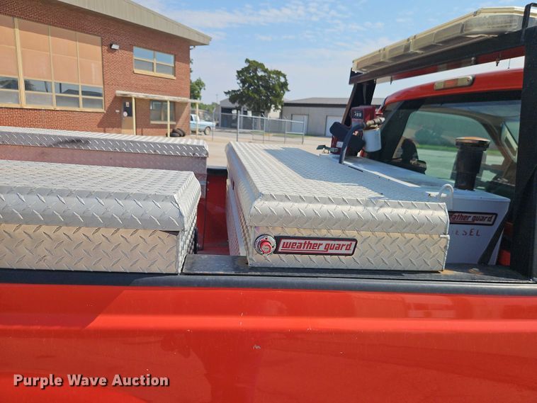 image for item DY8148 2009 Ford F250 Super Duty pickup truck