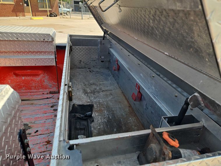 image for item DY8148 2009 Ford F250 Super Duty pickup truck