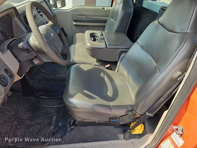 image for item DY8148 2009 Ford F250 Super Duty pickup truck