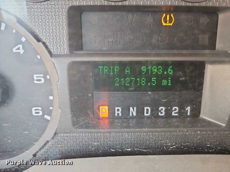 image for item DY8148 2009 Ford F250 Super Duty pickup truck