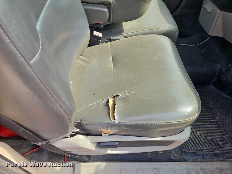 image for item DY8148 2009 Ford F250 Super Duty pickup truck