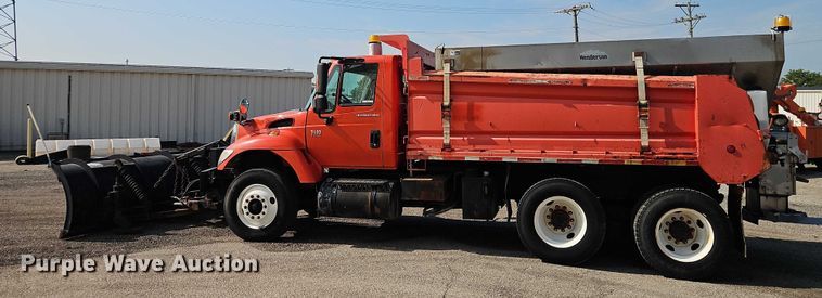 image for item DY8149 2005 International 7400 dump truck