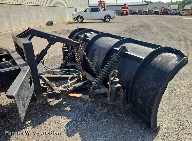 image for item DY8149 2005 International 7400 dump truck