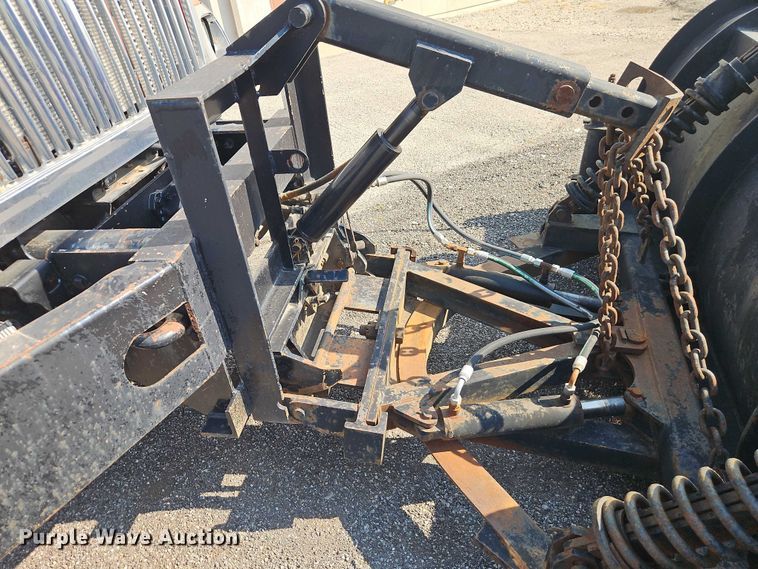 image for item DY8149 2005 International 7400 dump truck