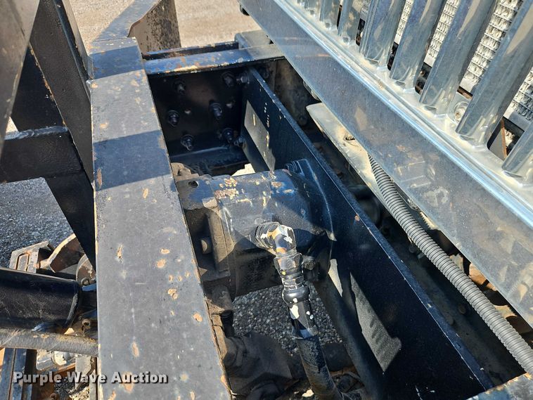 image for item DY8149 2005 International 7400 dump truck