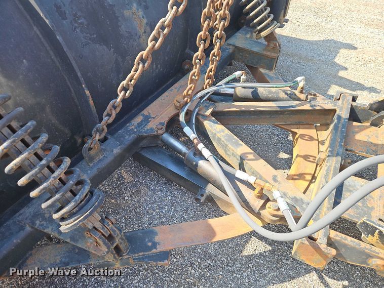 image for item DY8149 2005 International 7400 dump truck