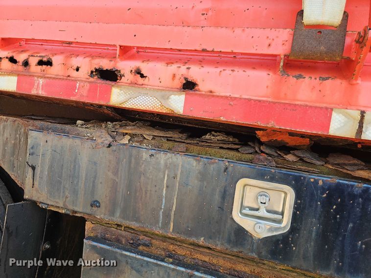 image for item DY8149 2005 International 7400 dump truck