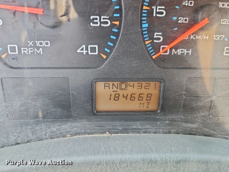 image for item DY8149 2005 International 7400 dump truck