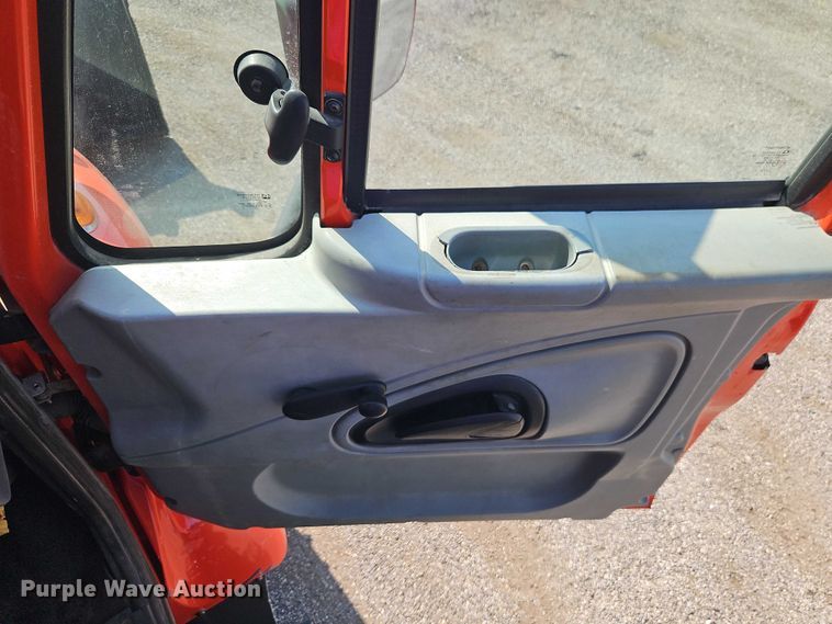 image for item DY8149 2005 International 7400 dump truck