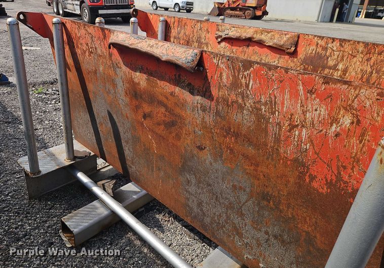 image for item DY8149 2005 International 7400 dump truck