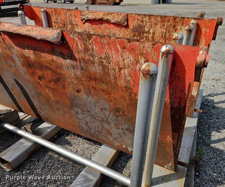 image for item DY8149 2005 International 7400 dump truck