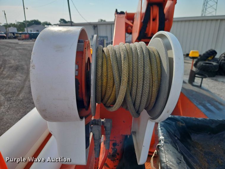 image for item DY8150 2000 Ford F550 bucket truck