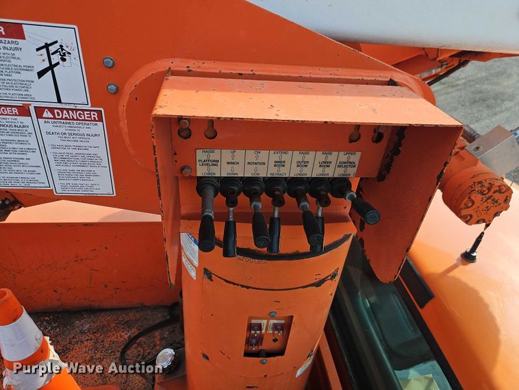 image for item DY8150 2000 Ford F550 bucket truck