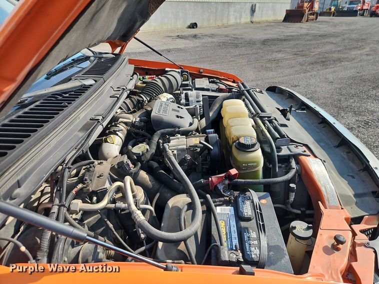 image for item DY8150 2000 Ford F550 bucket truck