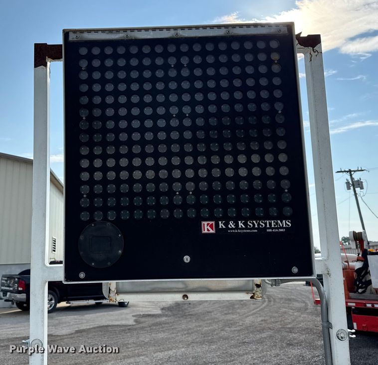 image for item DY8151 K &K Systems radar trailer