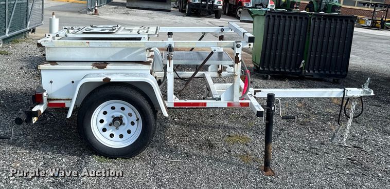 image for item DY8152 K & K Systems radar trailer