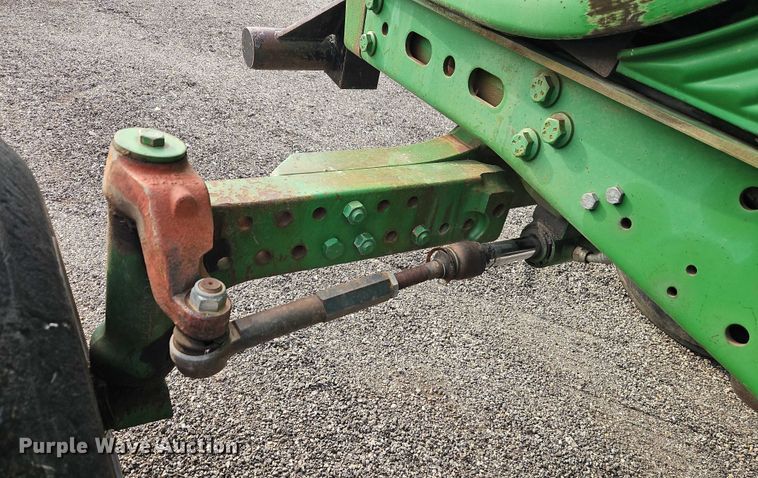 image for item DY8153 2007 John Deere 6415 tractor