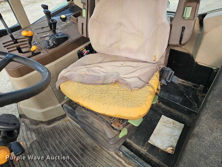 image for item DY8153 2007 John Deere 6415 tractor