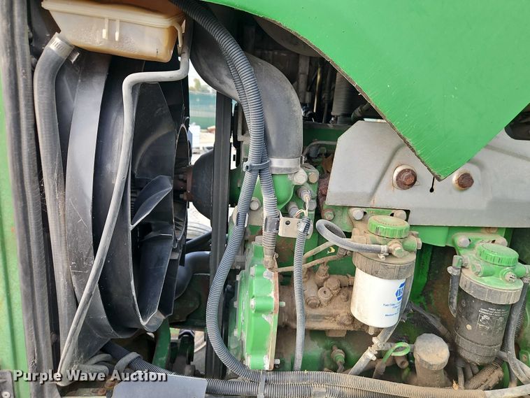 image for item DY8153 2007 John Deere 6415 tractor