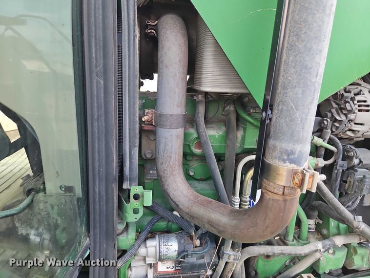 image for item DY8153 2007 John Deere 6415 tractor