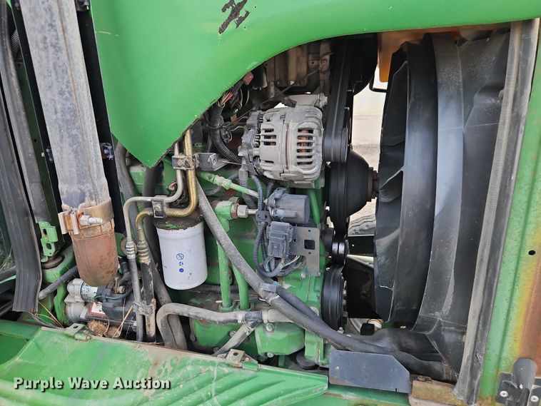 image for item DY8153 2007 John Deere 6415 tractor