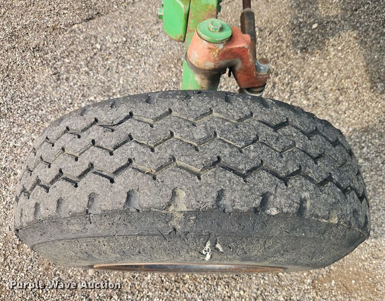 image for item DY8153 2007 John Deere 6415 tractor