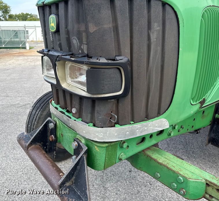 image for item DY8154 2007 John Deere 6415 tractor